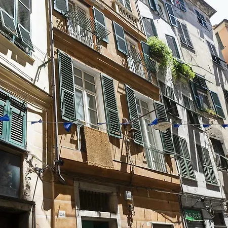 Sui Tetti Del Centro Di By Wonderful Italy Apartment Genoa